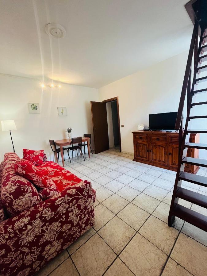 Apartamento Casa L' Aurora Viola Livorno Exterior foto